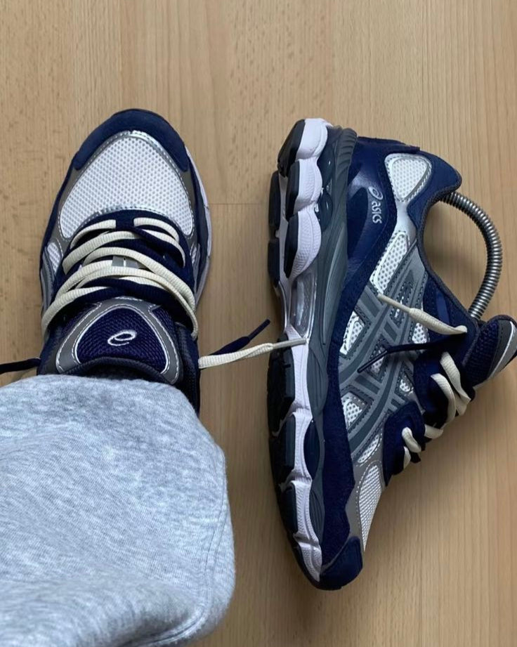 ASICS NYC GEL NAVY BLUE
