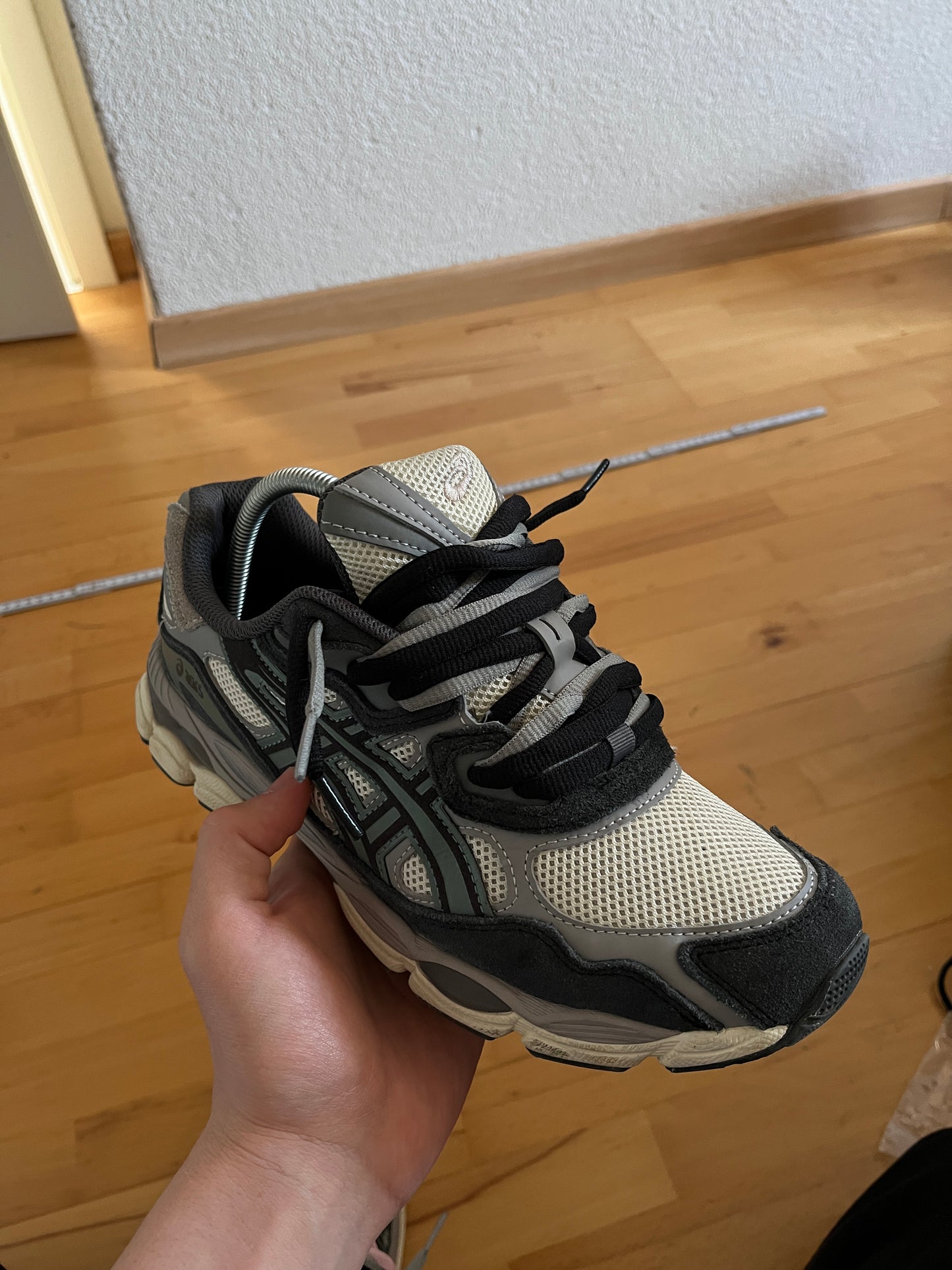 ASICS NYC GEL CREATE YOUR STYLE