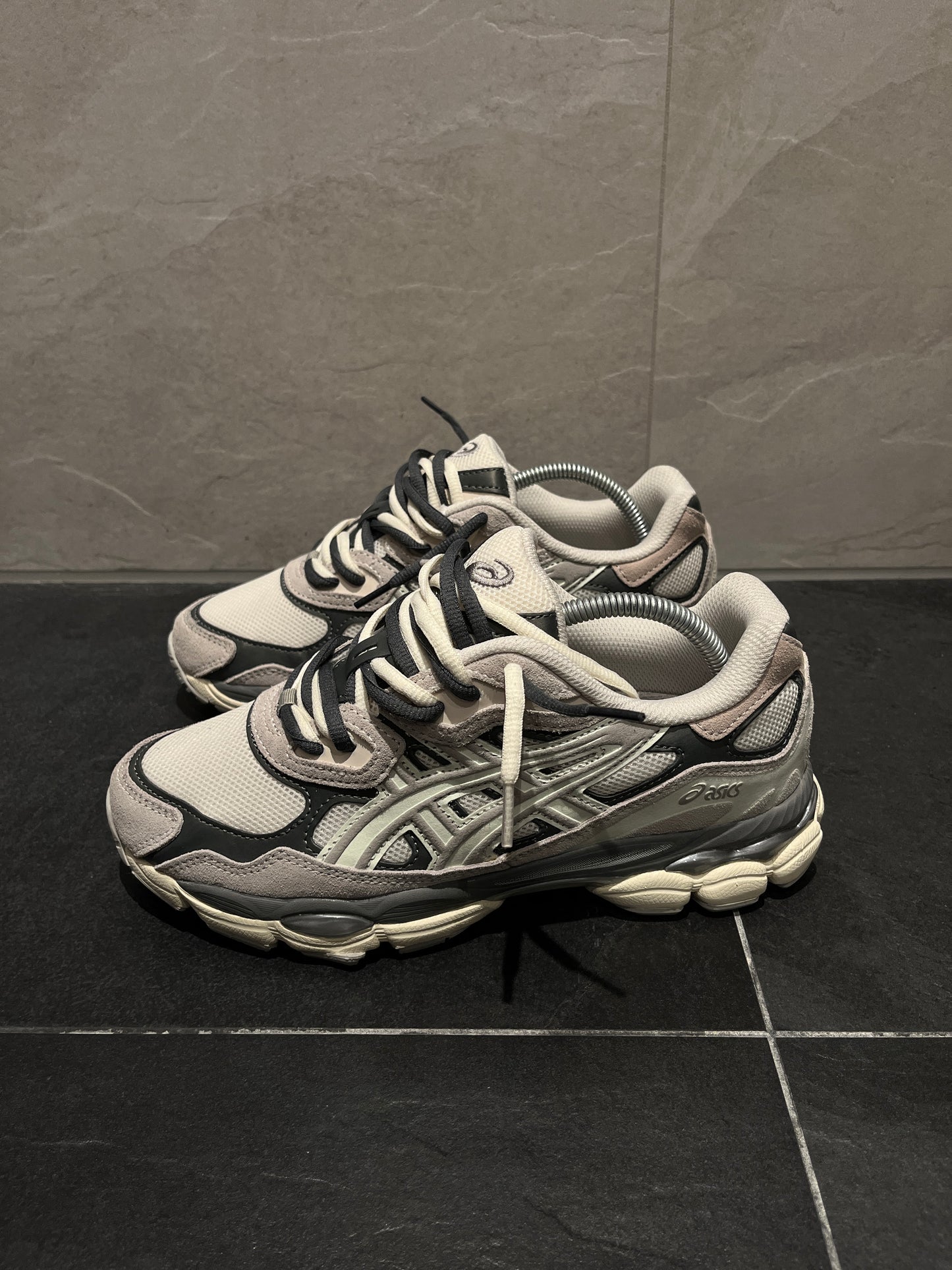 ASICS NYC GEL OYSTER GREY